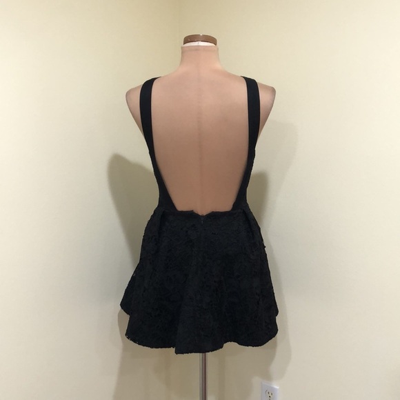 Keepsake Dress Size XS Black Floral Lace Open Back Skater Mini - Picture 5 of 9